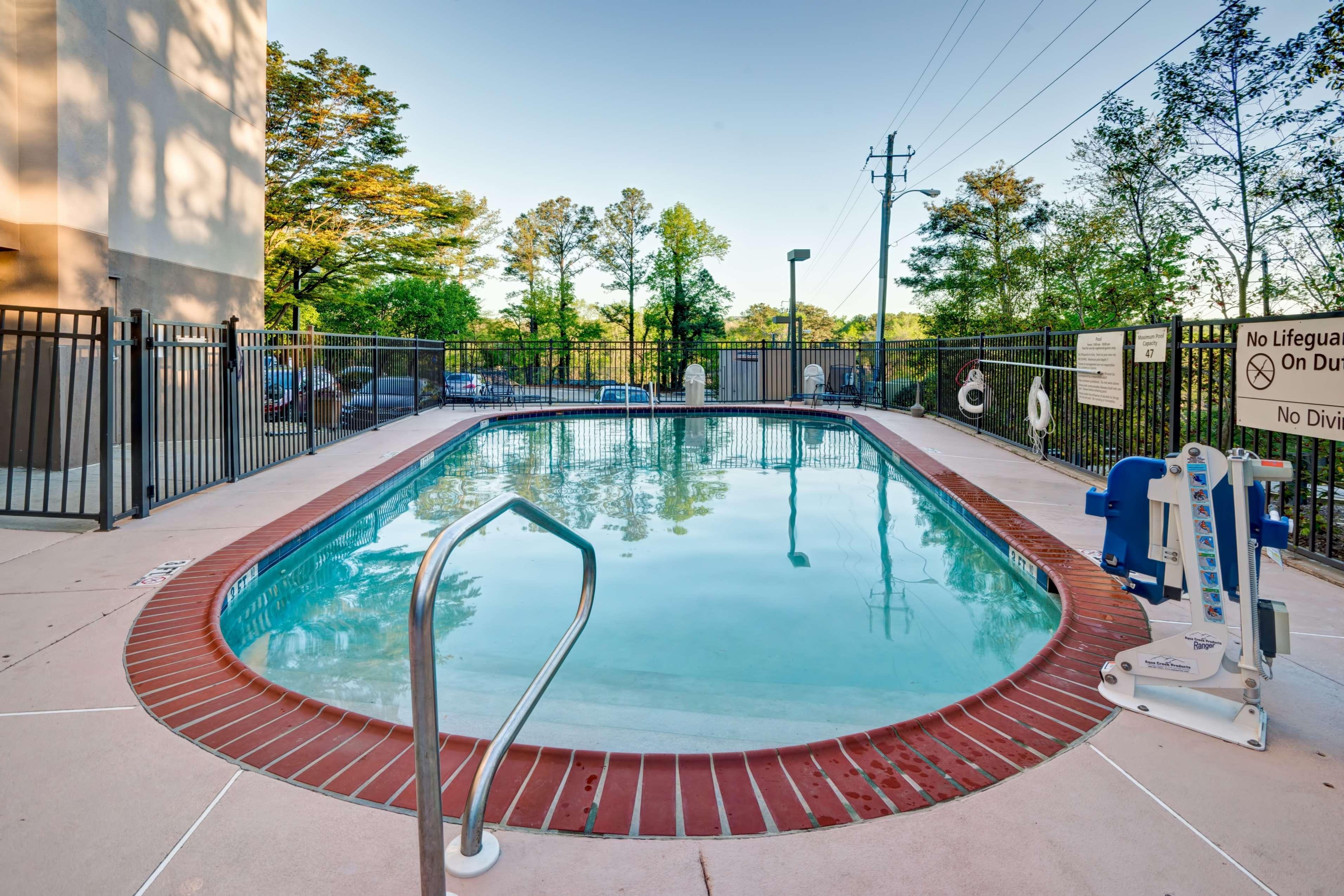 Hampton Inn Birmingham/Mountain Brook Dış mekan fotoğraf